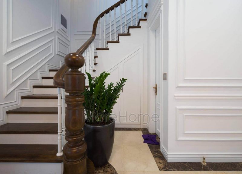 Cầu thang được lựa chọn từ hàng FAS đều được thiết kế từ gỗ tự nhiên cao cấp.